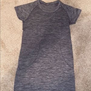 grey lululemon swiftly speed short sleeve